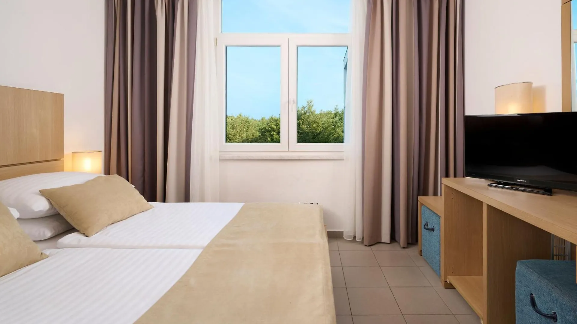 נייביצה Magal Maradiso Hotel By Aminess 3*,  קרואטיה