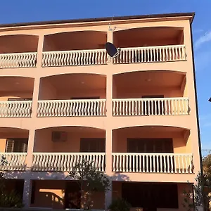  Apartman Bernarda 1 Horvátország