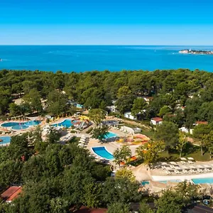 **** Kompleks wypoczynkowy Valamar Lanterna Chorwacja