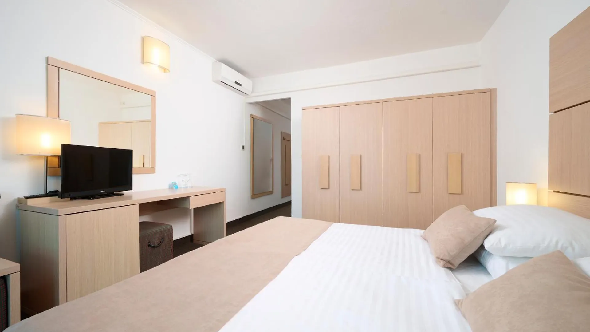 Magal Maradiso Hotel By Aminess Nijvice